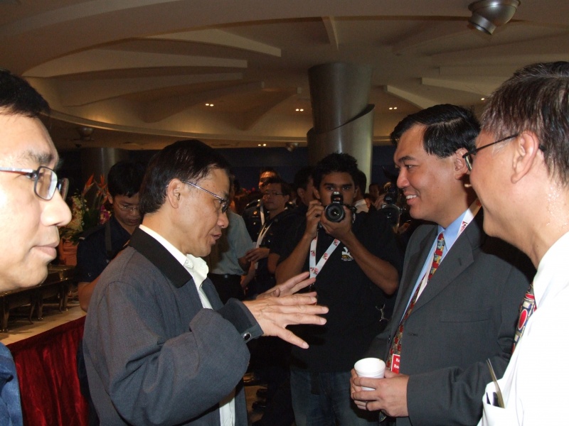 File:20060721 SPF Event Senior Minsiter of State.JPG